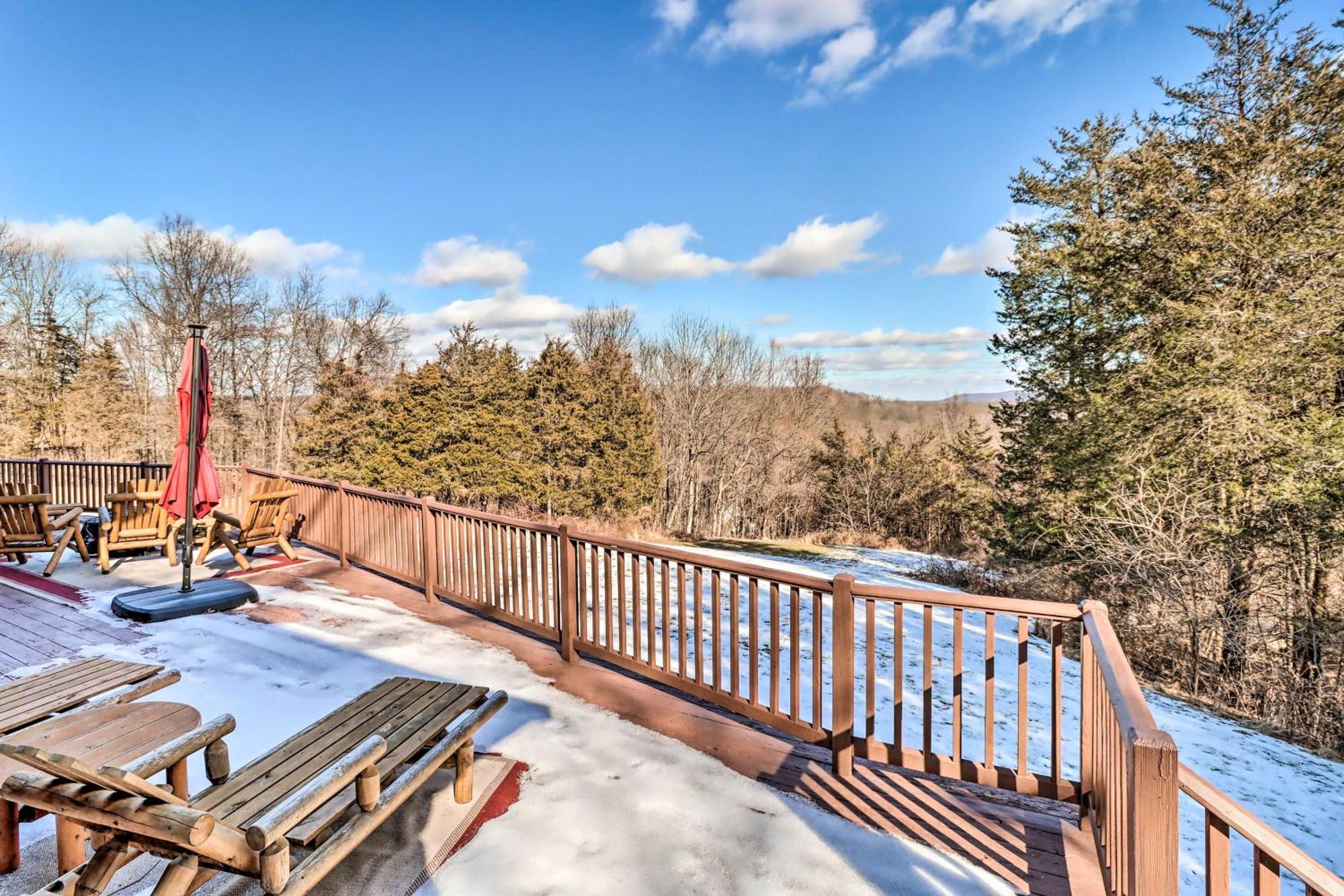 Luxury Log Cabin With Ev Charger And Mtn Views! Blairstown Dış mekan fotoğraf